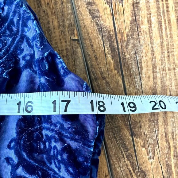 Reba Sleeveless Navy Velvet Burnout Dress - Size Large Cocktail, Evening, Party - Picture 7 of 10